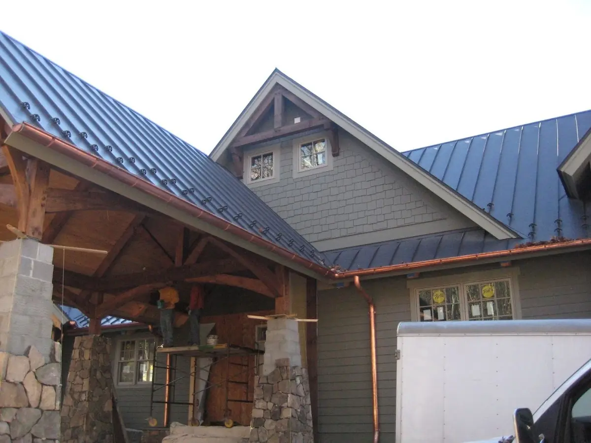 Craftsman Roofing team delivering quality roofing work in Fiddlers Green